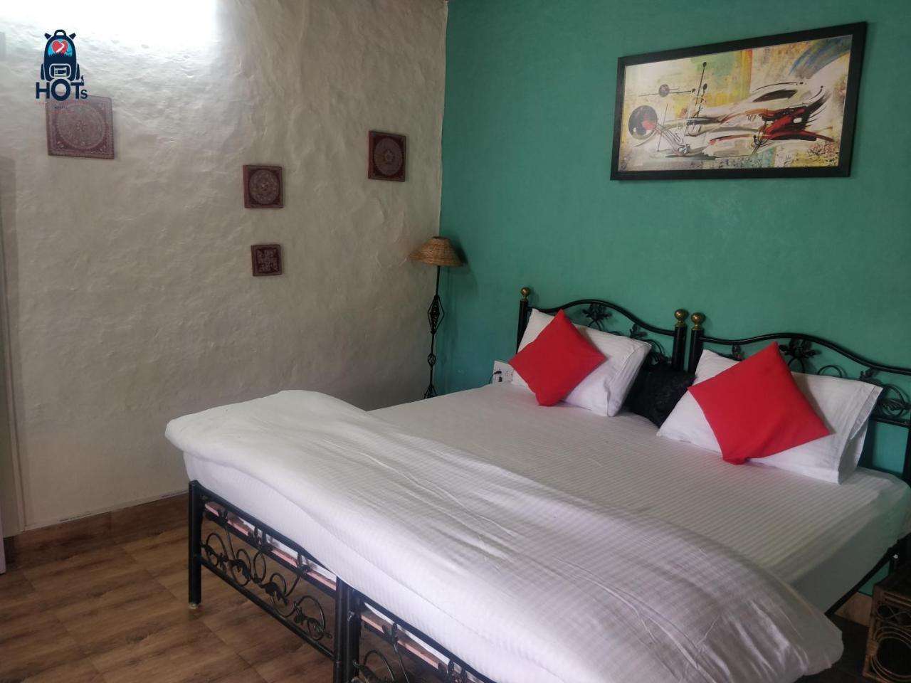 Hots Nainital Hostel Patwa Dunga Buitenkant foto