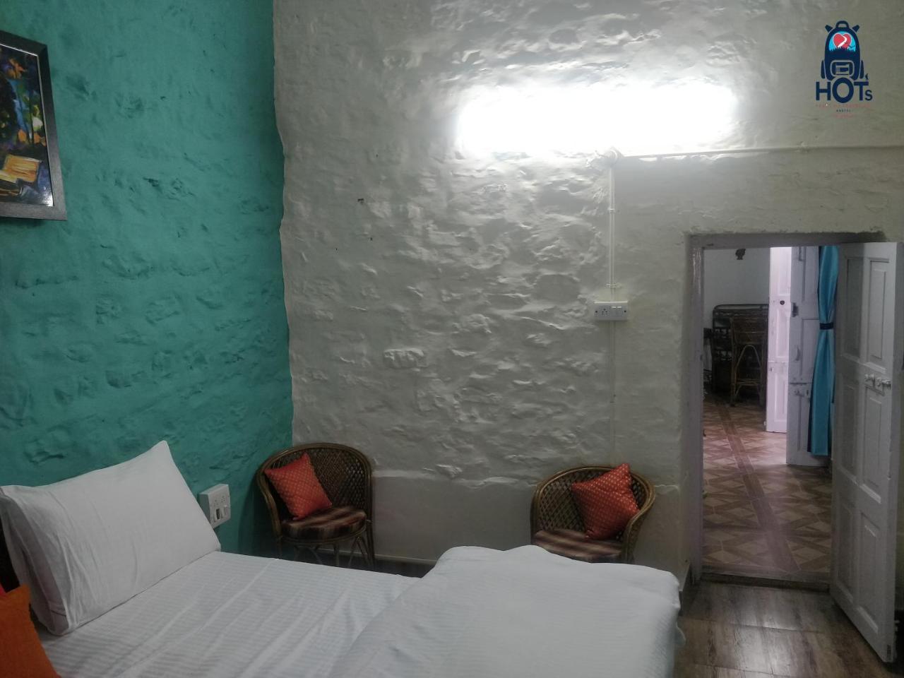 Hots Nainital Hostel Patwa Dunga Buitenkant foto