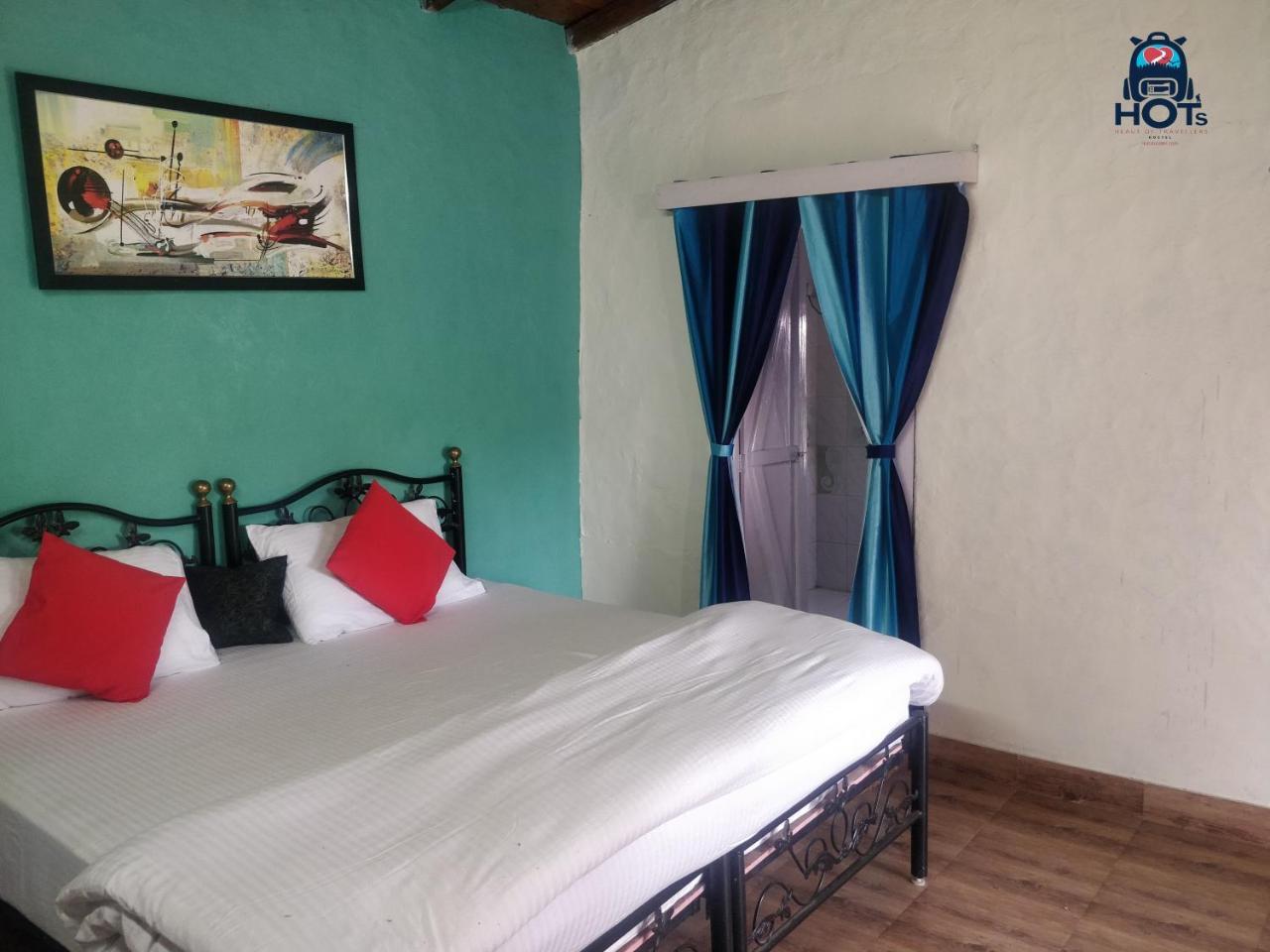 Hots Nainital Hostel Patwa Dunga Buitenkant foto