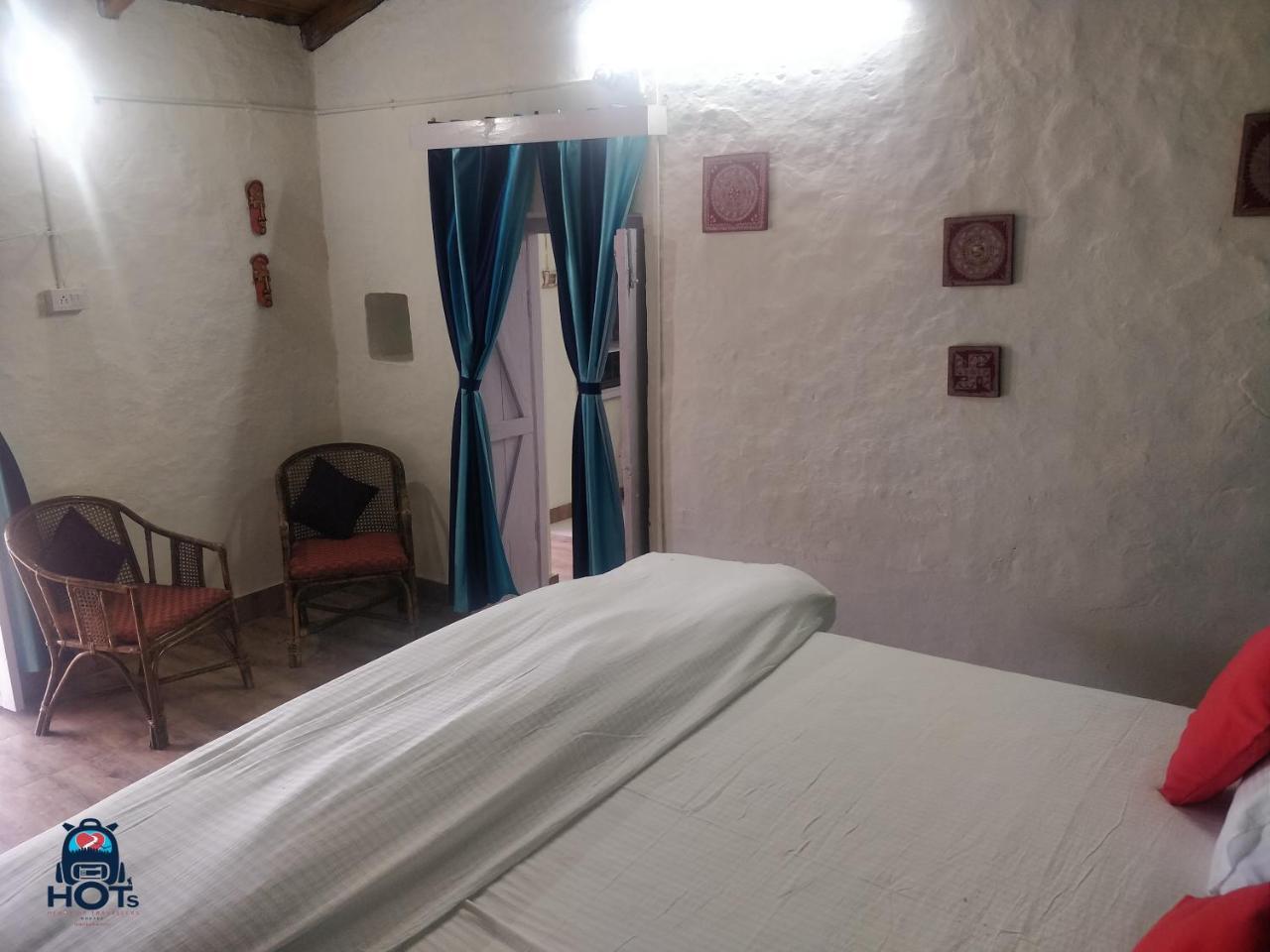 Hots Nainital Hostel Patwa Dunga Buitenkant foto